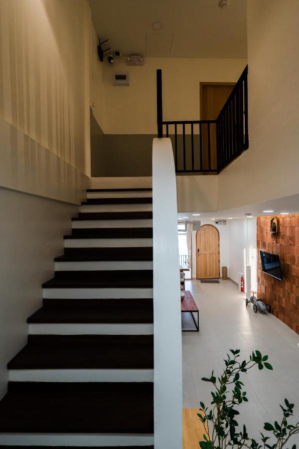 פרה נאקון סי איוטאיה Yimwhan House 01, Wat Ratchaburana מראה חיצוני תמונה