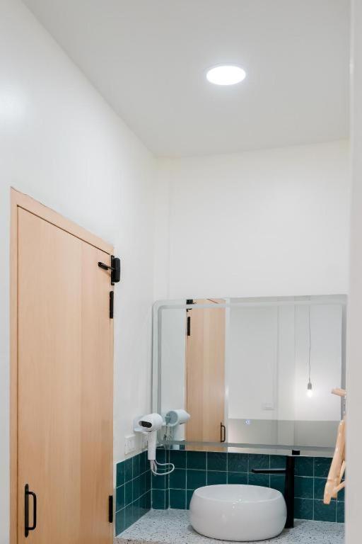 פרה נאקון סי איוטאיה Yimwhan House 01, Wat Ratchaburana מראה חיצוני תמונה